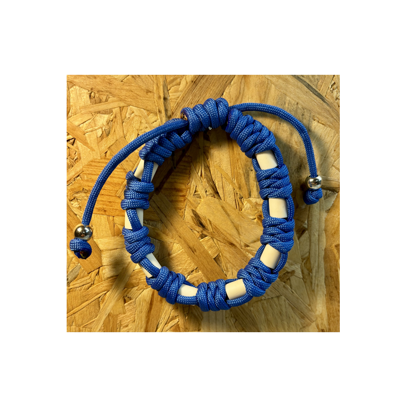 Collier anti-tiques en paracord